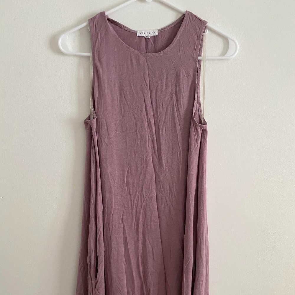 Lavender sleeveless dress with pockets